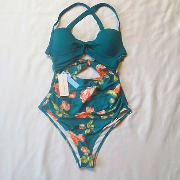 Cupshe Floral One-Piece Swimsuit NWT Size M - Picture 1 of 5